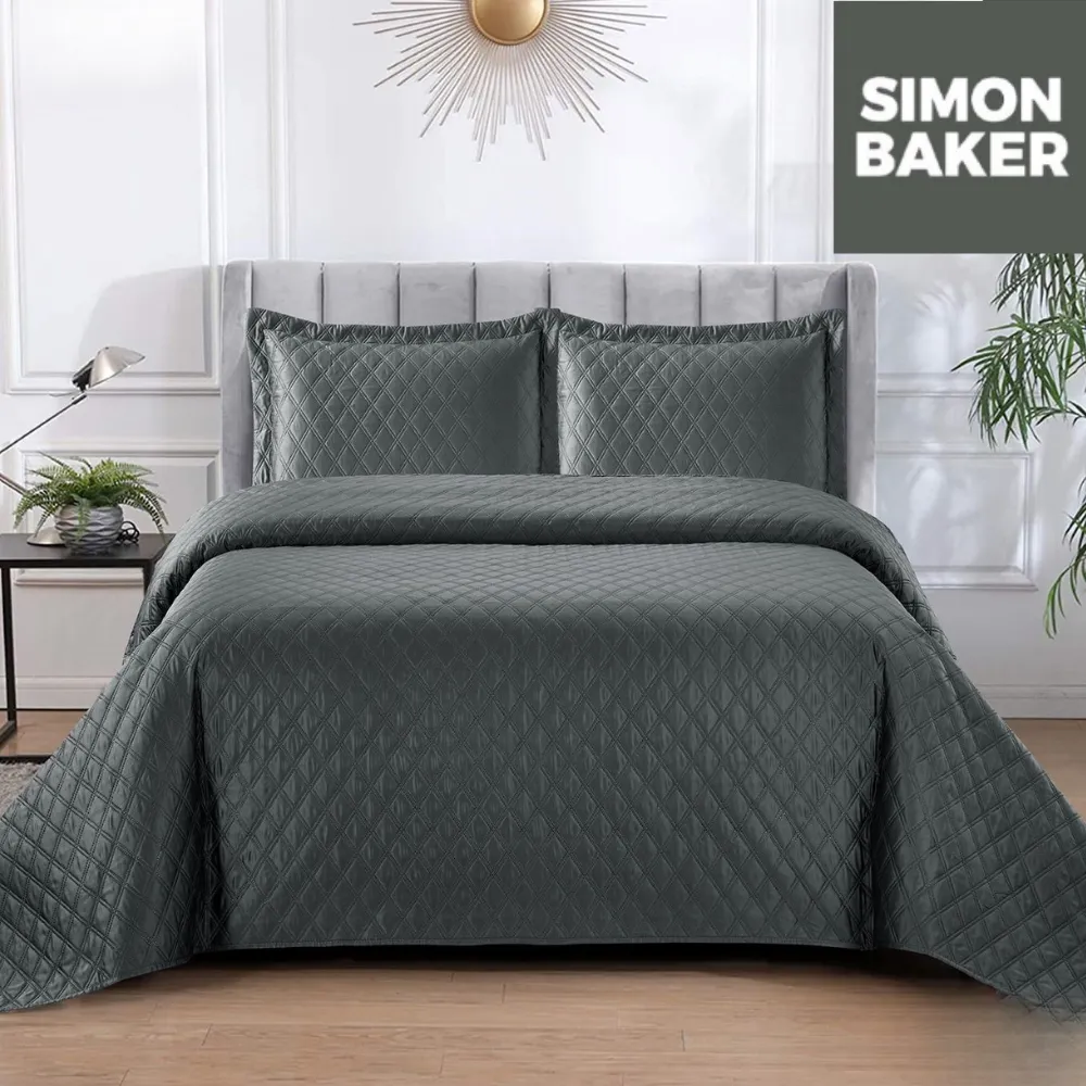 Stratford Bedspread
